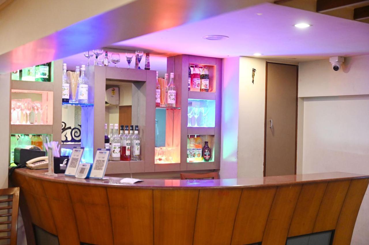 Hotel Sagar Kalyān エクステリア 写真