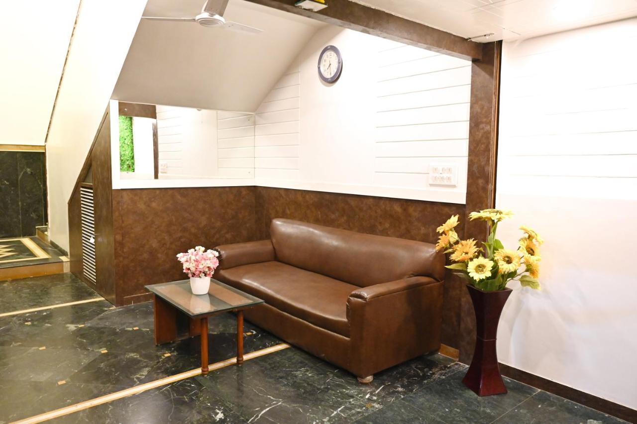 Hotel Sagar Kalyān エクステリア 写真
