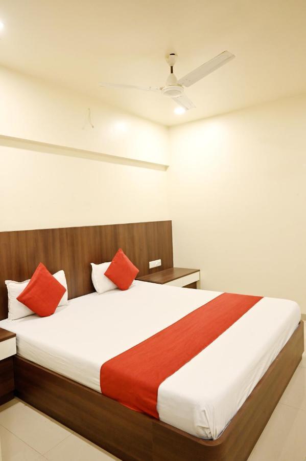 Hotel Sagar Kalyān エクステリア 写真