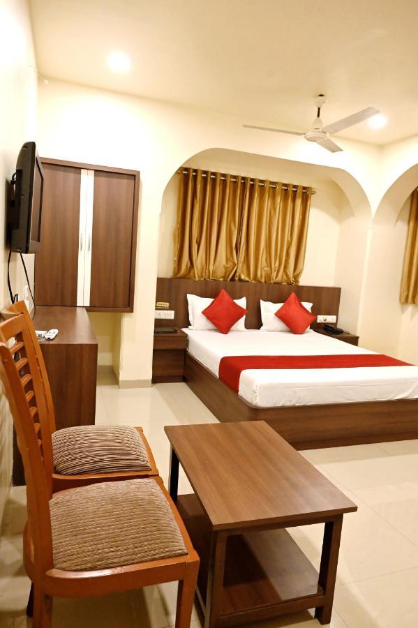 Hotel Sagar Kalyān エクステリア 写真