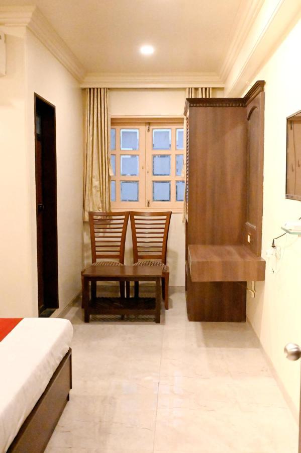 Hotel Sagar Kalyān エクステリア 写真