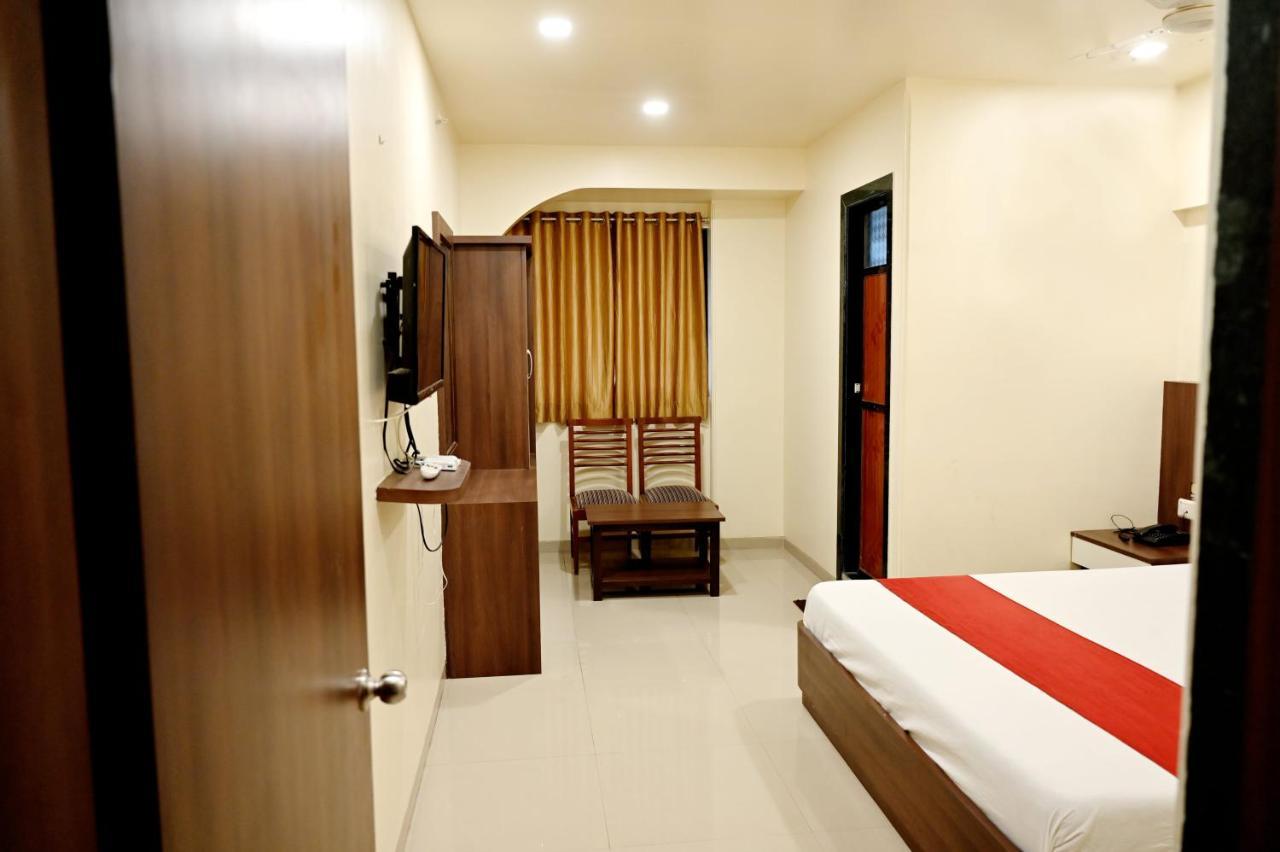 Hotel Sagar Kalyān エクステリア 写真