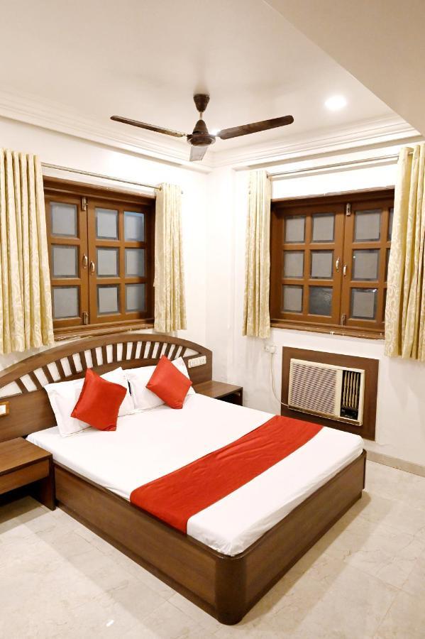 Hotel Sagar Kalyān エクステリア 写真